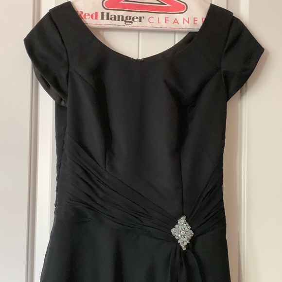 Black Semi-Formal Midi Dress - Picture 4 of 6